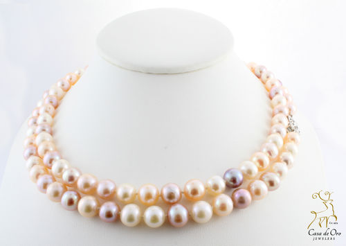 Freshwater Mauve and White Pearls 14KW