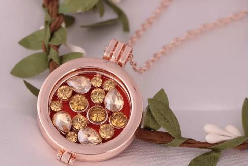 Rose Crystal Diffuser Necklace