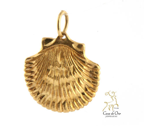 Gold Seashell Charm 14K